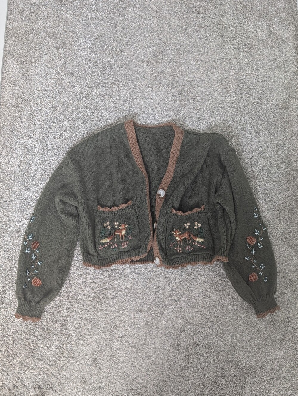 Olive Green Embroidered Fox Pocket Cardigan Sweater Autumn Fall Brown Knit Cozy